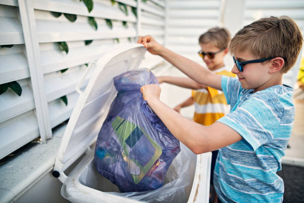 Best Commercial Cleanout Services  in Redwood, OR